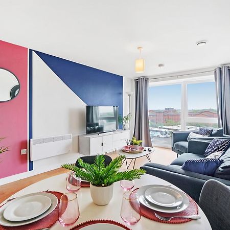 Stunning 2 Bedroom Apartment Leeds  Bagian luar foto