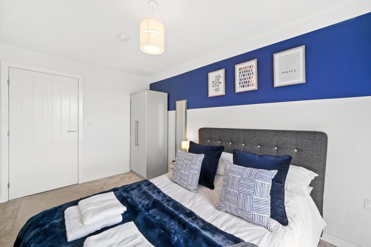 Stunning 2 Bedroom Apartment Leeds  Bagian luar foto